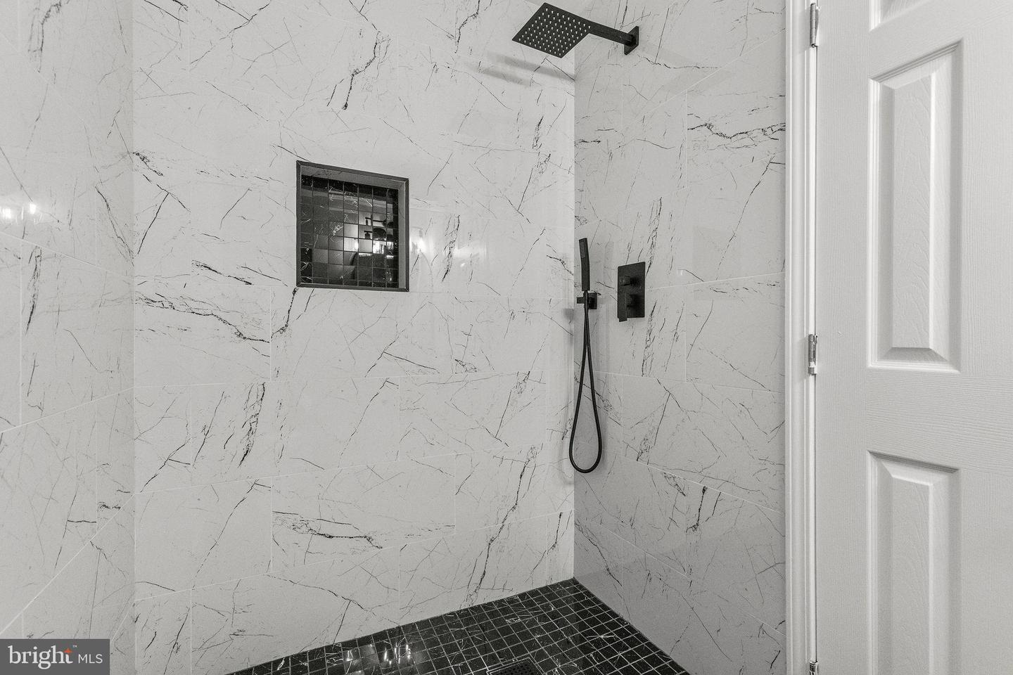 3065 WHITE BIRCH CT, FAIRFAX, Virginia 22031, 4 Bedrooms Bedrooms, ,3 BathroomsBathrooms,Residential,For sale,3065 WHITE BIRCH CT,VAFX2277078 MLS # VAFX2277078