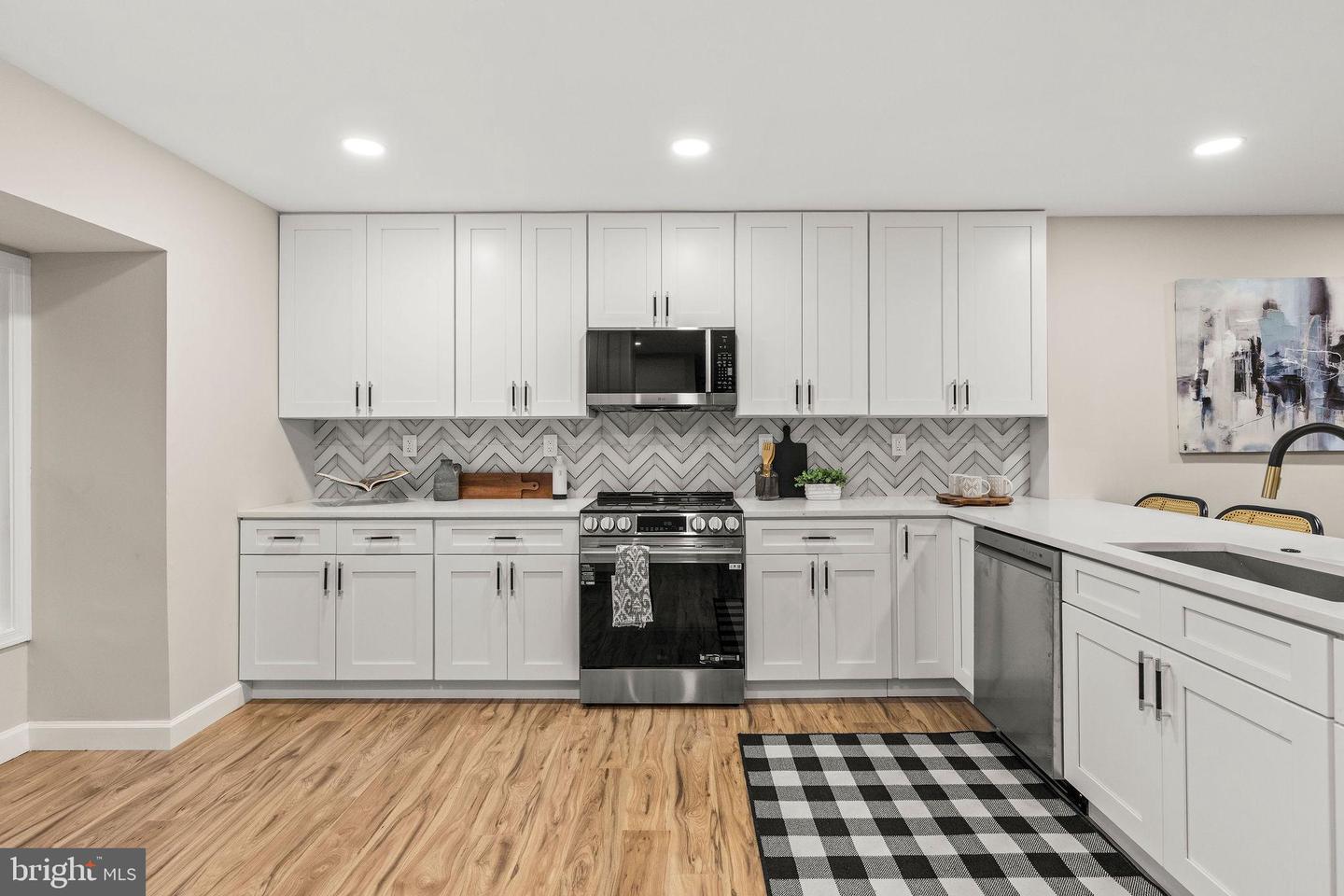 3065 WHITE BIRCH CT, FAIRFAX, Virginia 22031, 4 Bedrooms Bedrooms, ,3 BathroomsBathrooms,Residential,For sale,3065 WHITE BIRCH CT,VAFX2277078 MLS # VAFX2277078