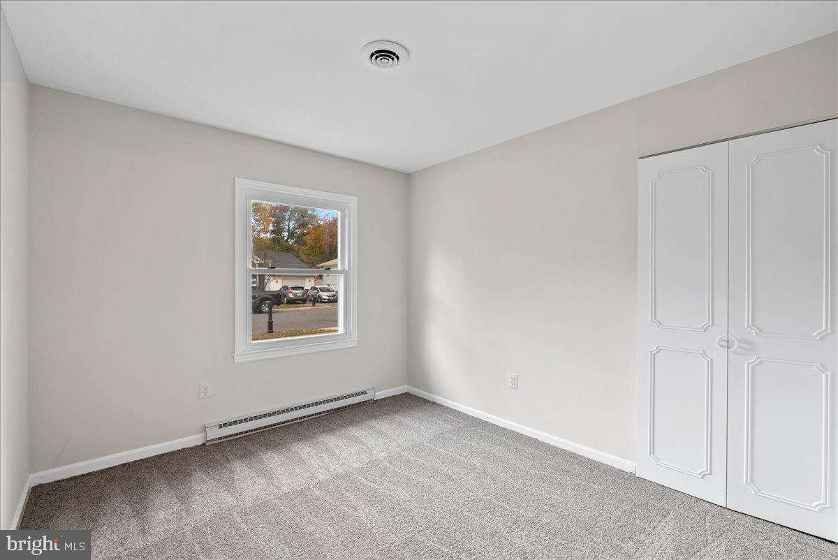 314 E STAUNTON AVE E, STERLING, Virginia 20164, 3 Bedrooms Bedrooms, ,1 BathroomBathrooms,Residential,For sale,314 E STAUNTON AVE E,VALO2110140 MLS # VALO2110140