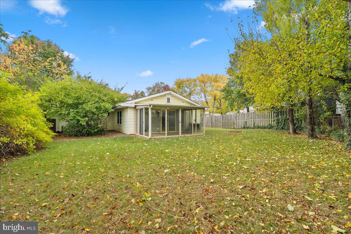 314 E STAUNTON AVE E, STERLING, Virginia 20164, 3 Bedrooms Bedrooms, ,1 BathroomBathrooms,Residential,For sale,314 E STAUNTON AVE E,VALO2110140 MLS # VALO2110140