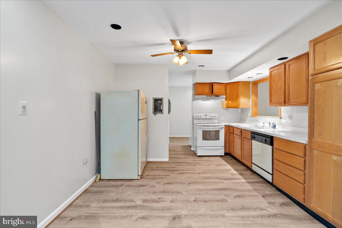 314 E STAUNTON AVE E, STERLING, Virginia 20164, 3 Bedrooms Bedrooms, ,1 BathroomBathrooms,Residential,For sale,314 E STAUNTON AVE E,VALO2110140 MLS # VALO2110140