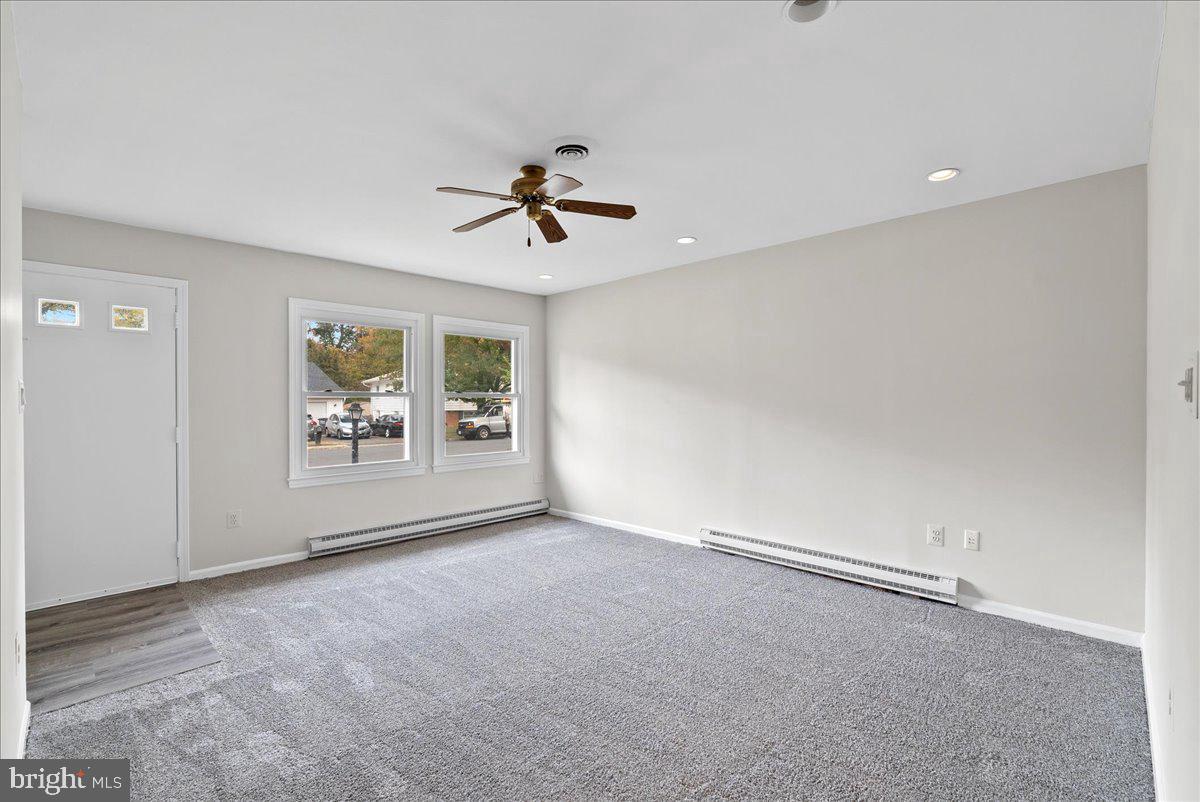 314 E STAUNTON AVE E, STERLING, Virginia 20164, 3 Bedrooms Bedrooms, ,1 BathroomBathrooms,Residential,For sale,314 E STAUNTON AVE E,VALO2110140 MLS # VALO2110140