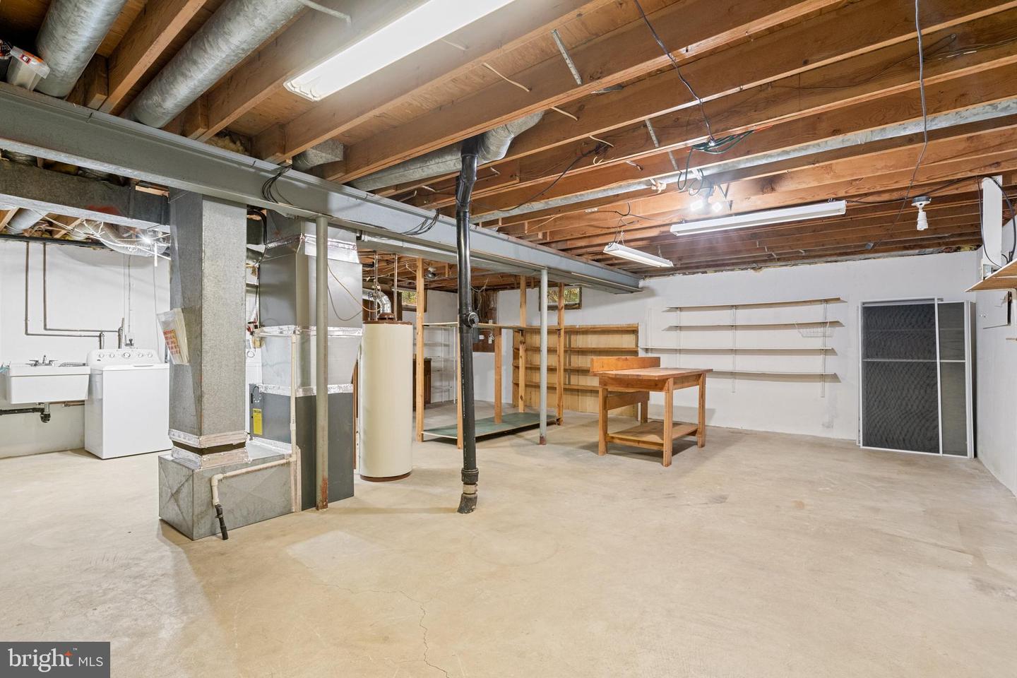 2202 JESTER CT, RESTON, Virginia 20191, 3 Bedrooms Bedrooms, ,2 BathroomsBathrooms,Residential,For sale,2202 JESTER CT,VAFX2277082 MLS # VAFX2277082