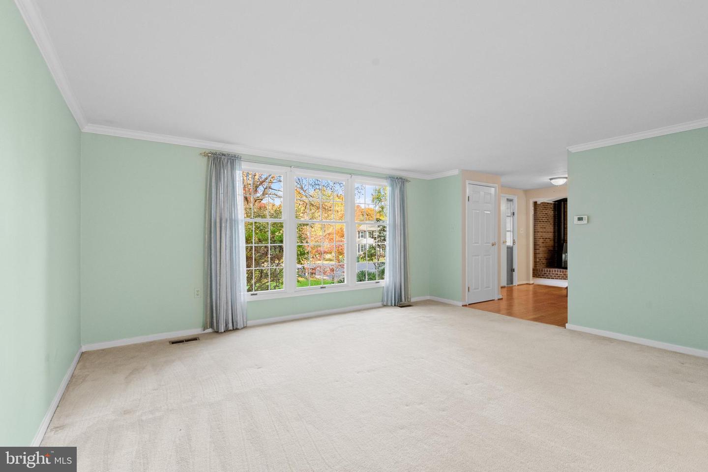 2202 JESTER CT, RESTON, Virginia 20191, 3 Bedrooms Bedrooms, ,2 BathroomsBathrooms,Residential,For sale,2202 JESTER CT,VAFX2277082 MLS # VAFX2277082