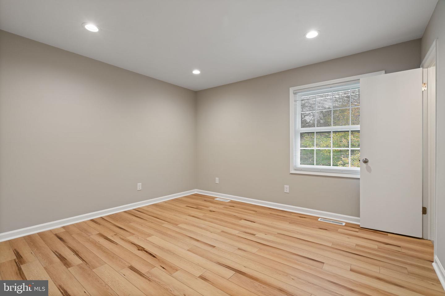 12213 CHEWNING LN, FREDERICKSBURG, Virginia 22407, 4 Bedrooms Bedrooms, ,3 BathroomsBathrooms,Residential,For sale,12213 CHEWNING LN,VASP2037346 MLS # VASP2037346