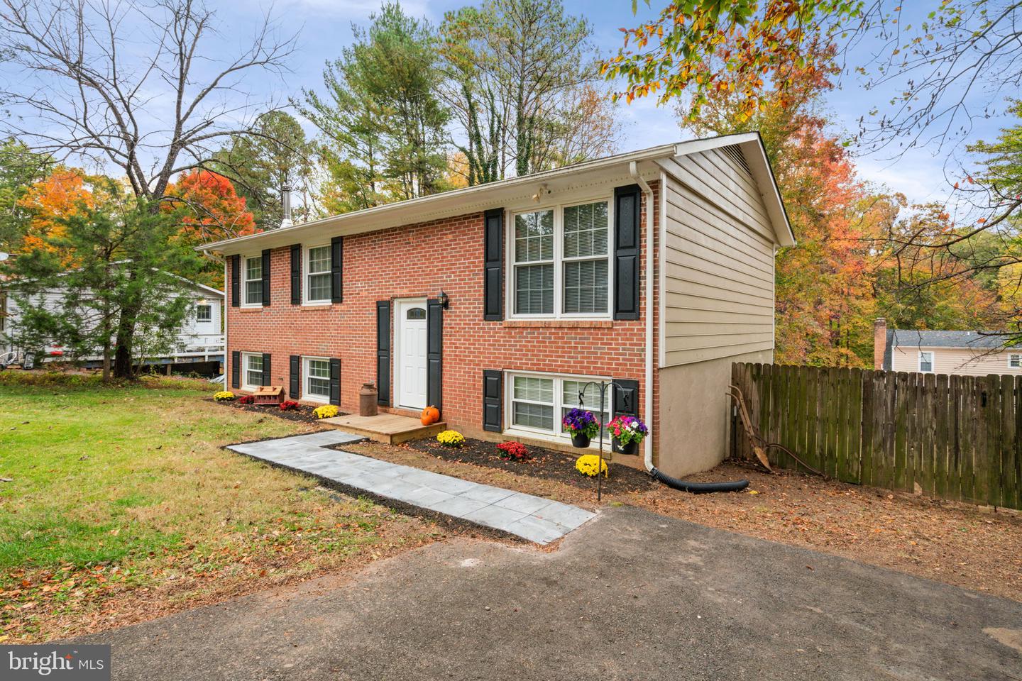 12213 CHEWNING LN, FREDERICKSBURG, Virginia 22407, 4 Bedrooms Bedrooms, ,3 BathroomsBathrooms,Residential,For sale,12213 CHEWNING LN,VASP2037346 MLS # VASP2037346