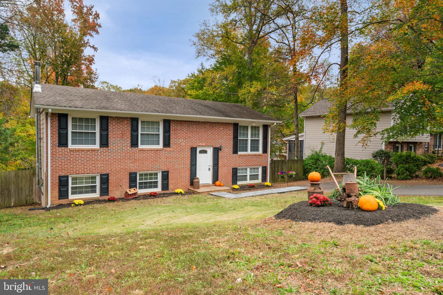 12213 CHEWNING LN, FREDERICKSBURG, Virginia 22407, 4 Bedrooms Bedrooms, ,3 BathroomsBathrooms,Residential,For sale,12213 CHEWNING LN,VASP2037346 MLS # VASP2037346