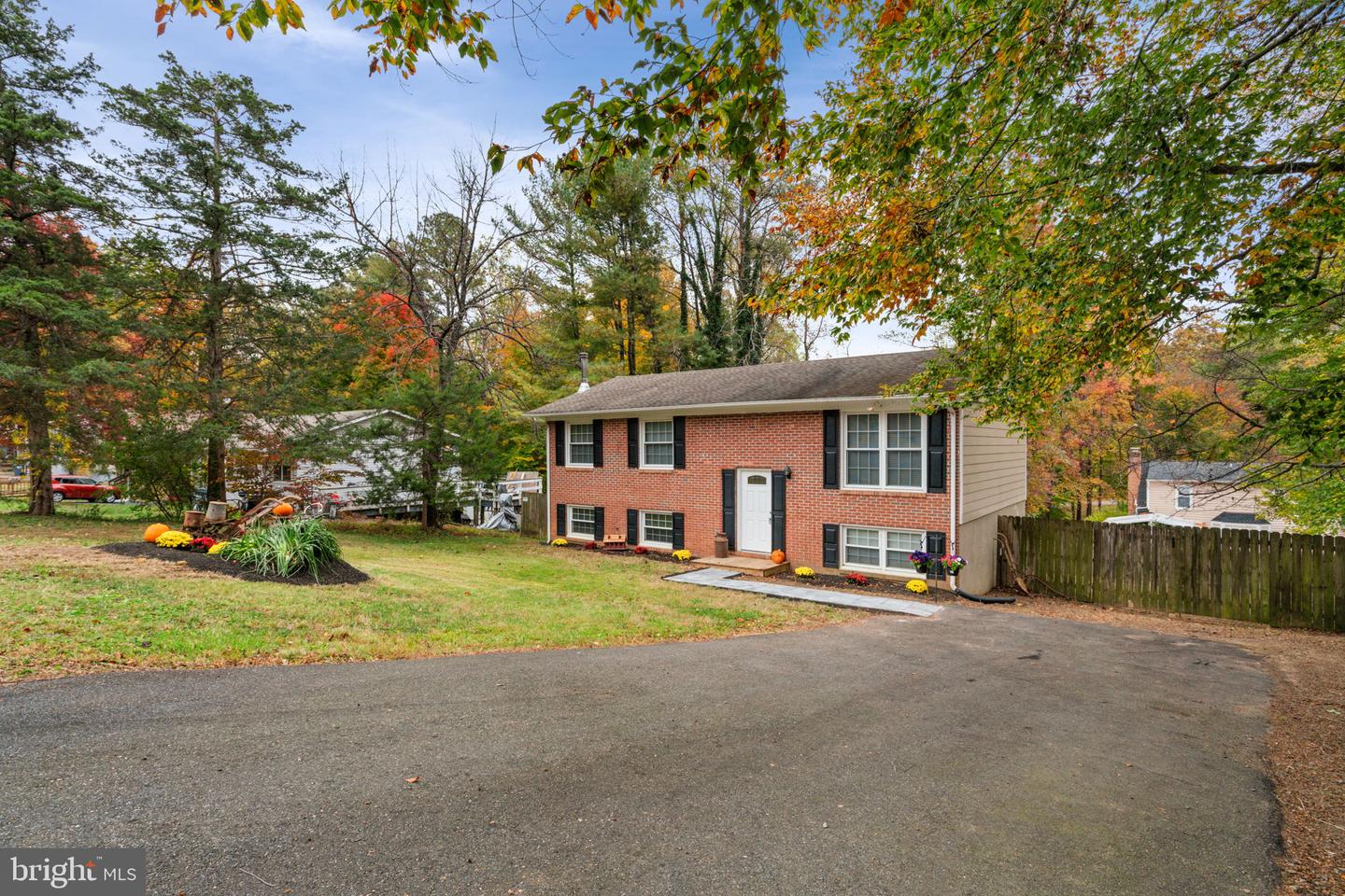 12213 CHEWNING LN, FREDERICKSBURG, Virginia 22407, 4 Bedrooms Bedrooms, ,3 BathroomsBathrooms,Residential,For sale,12213 CHEWNING LN,VASP2037346 MLS # VASP2037346