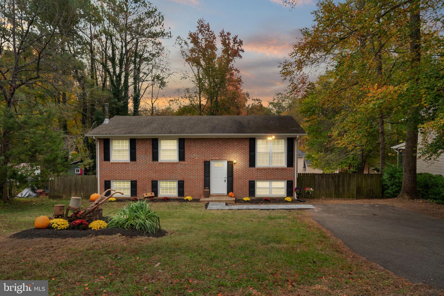 12213 CHEWNING LN, FREDERICKSBURG, Virginia 22407, 4 Bedrooms Bedrooms, ,3 BathroomsBathrooms,Residential,For sale,12213 CHEWNING LN,VASP2037346 MLS # VASP2037346