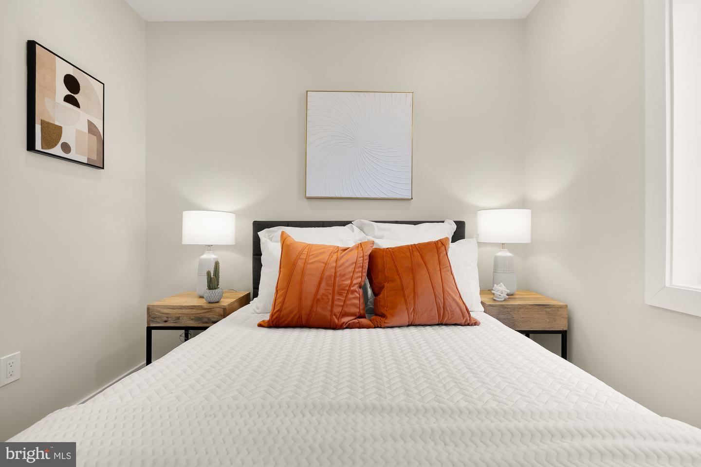 2606 41ST ST NW #5, WASHINGTON, District Of Columbia 20007, 2 Bedrooms Bedrooms, ,2 BathroomsBathrooms,Residential,For sale,2606 41ST ST NW #5,DCDC2229816 MLS # DCDC2229816