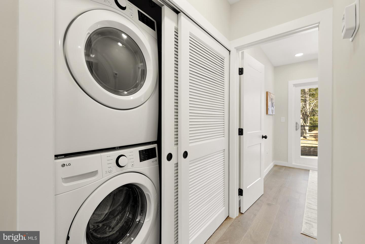 2606 41ST ST NW #5, WASHINGTON, District Of Columbia 20007, 2 Bedrooms Bedrooms, ,2 BathroomsBathrooms,Residential,For sale,2606 41ST ST NW #5,DCDC2229816 MLS # DCDC2229816