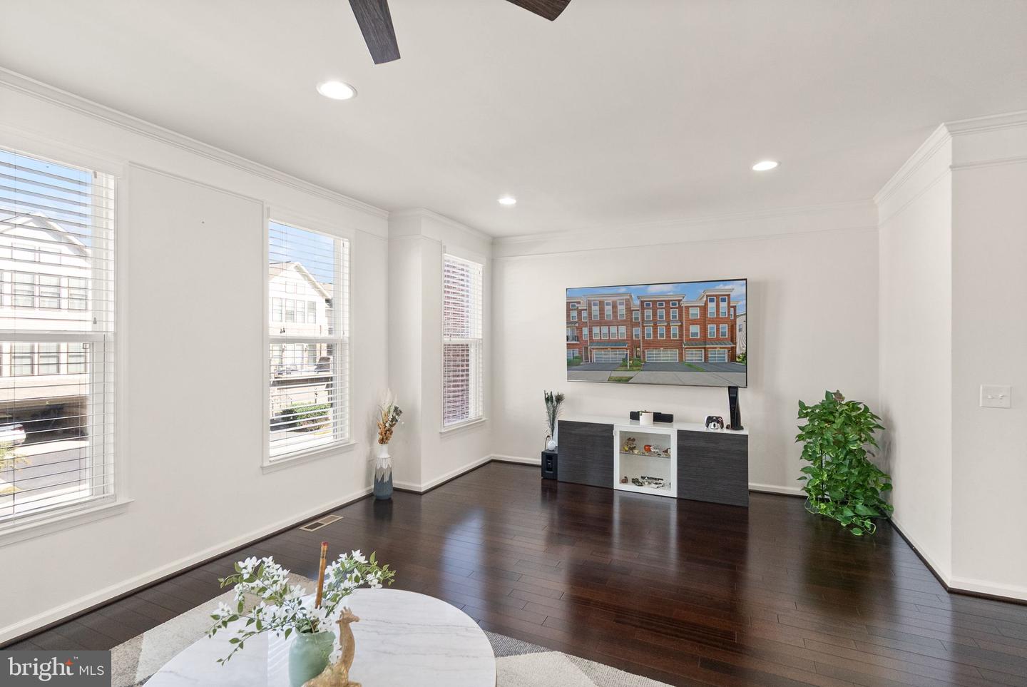 23491 EPPERSON SQ, BRAMBLETON, Virginia 20148, 4 Bedrooms Bedrooms, ,3 BathroomsBathrooms,Residential,For sale,23491 EPPERSON SQ,VALO2110224 MLS # VALO2110224