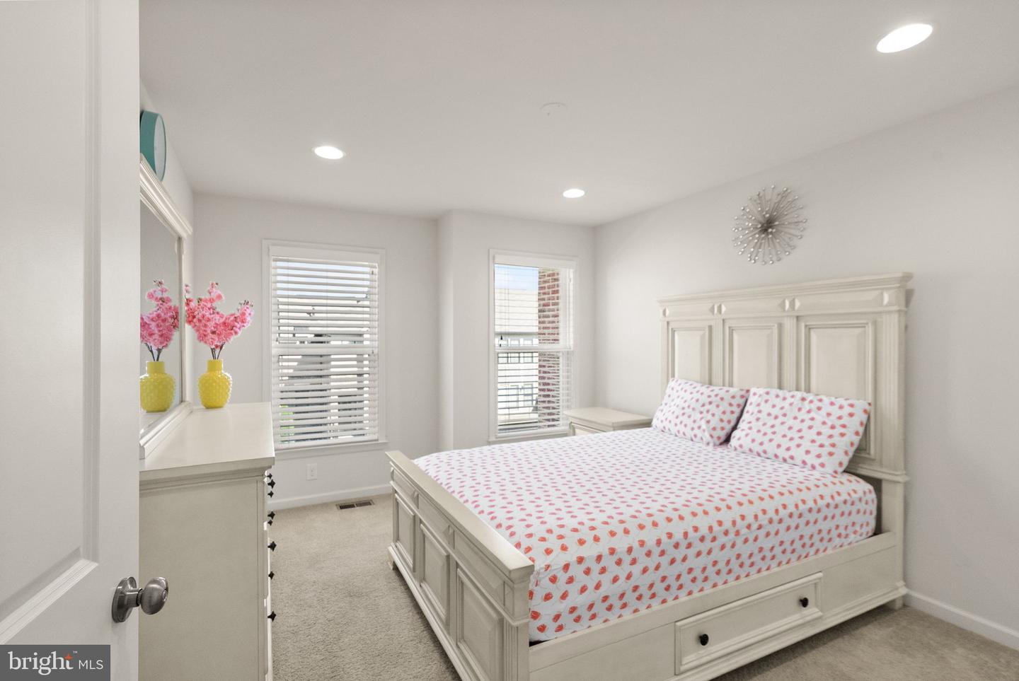 23491 EPPERSON SQ, BRAMBLETON, Virginia 20148, 4 Bedrooms Bedrooms, ,3 BathroomsBathrooms,Residential,For sale,23491 EPPERSON SQ,VALO2110224 MLS # VALO2110224