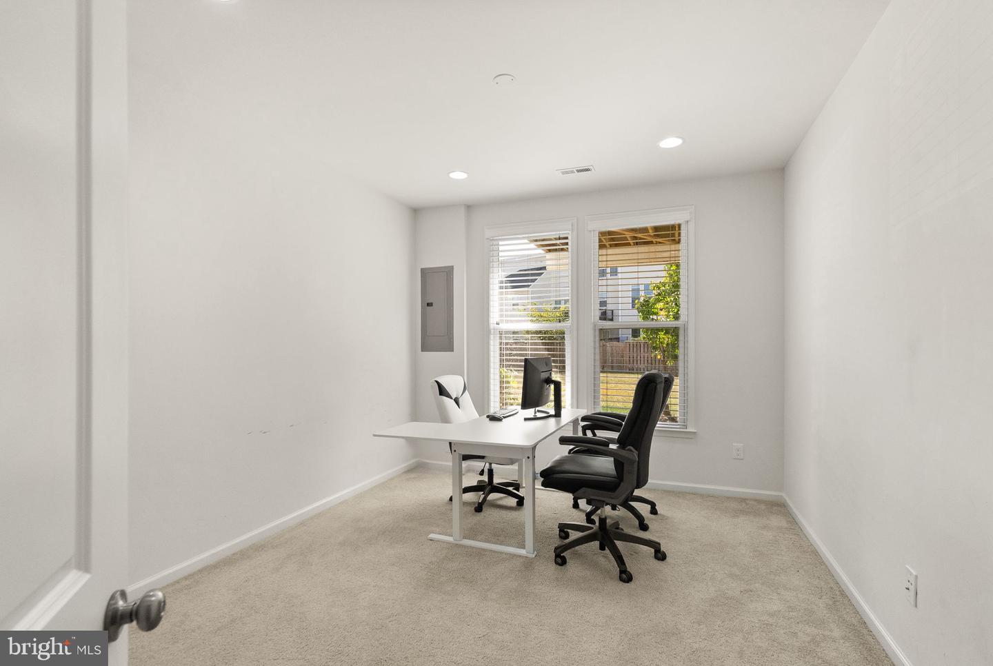 23491 EPPERSON SQ, BRAMBLETON, Virginia 20148, 4 Bedrooms Bedrooms, ,3 BathroomsBathrooms,Residential,For sale,23491 EPPERSON SQ,VALO2110224 MLS # VALO2110224