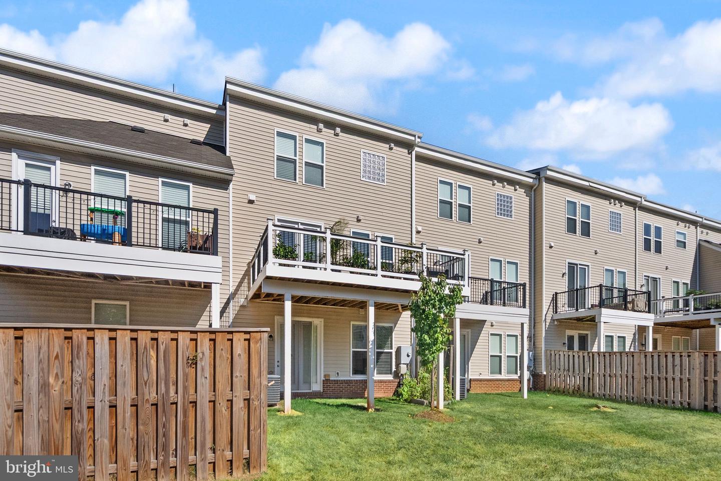 23491 EPPERSON SQ, BRAMBLETON, Virginia 20148, 4 Bedrooms Bedrooms, ,3 BathroomsBathrooms,Residential,For sale,23491 EPPERSON SQ,VALO2110224 MLS # VALO2110224