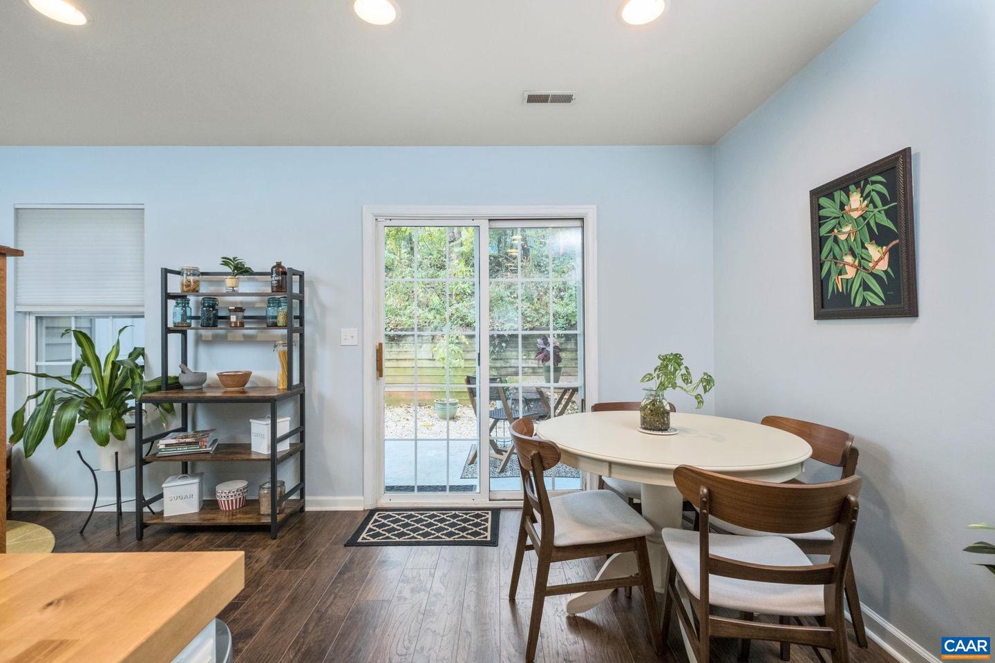 102 HARTFORD CT, CHARLOTTESVILLE, Virginia 22902, 3 Bedrooms Bedrooms, ,1 BathroomBathrooms,Residential,For sale,102 HARTFORD CT,670599 MLS # 670599 102 HARTFORD CT, CHARLOTTESVILLE, Virginia 22902, 3 Bedrooms Bedrooms, ,1 BathroomBathrooms,Residential,For sale,102 HARTFORD CT,670599 MLS # 670599