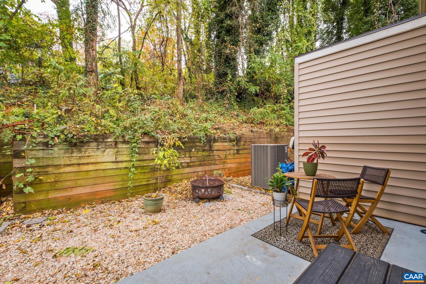 102 HARTFORD CT, CHARLOTTESVILLE, Virginia 22902, 3 Bedrooms Bedrooms, ,1 BathroomBathrooms,Residential,For sale,102 HARTFORD CT,670599 MLS # 670599 102 HARTFORD CT, CHARLOTTESVILLE, Virginia 22902, 3 Bedrooms Bedrooms, ,1 BathroomBathrooms,Residential,For sale,102 HARTFORD CT,670599 MLS # 670599