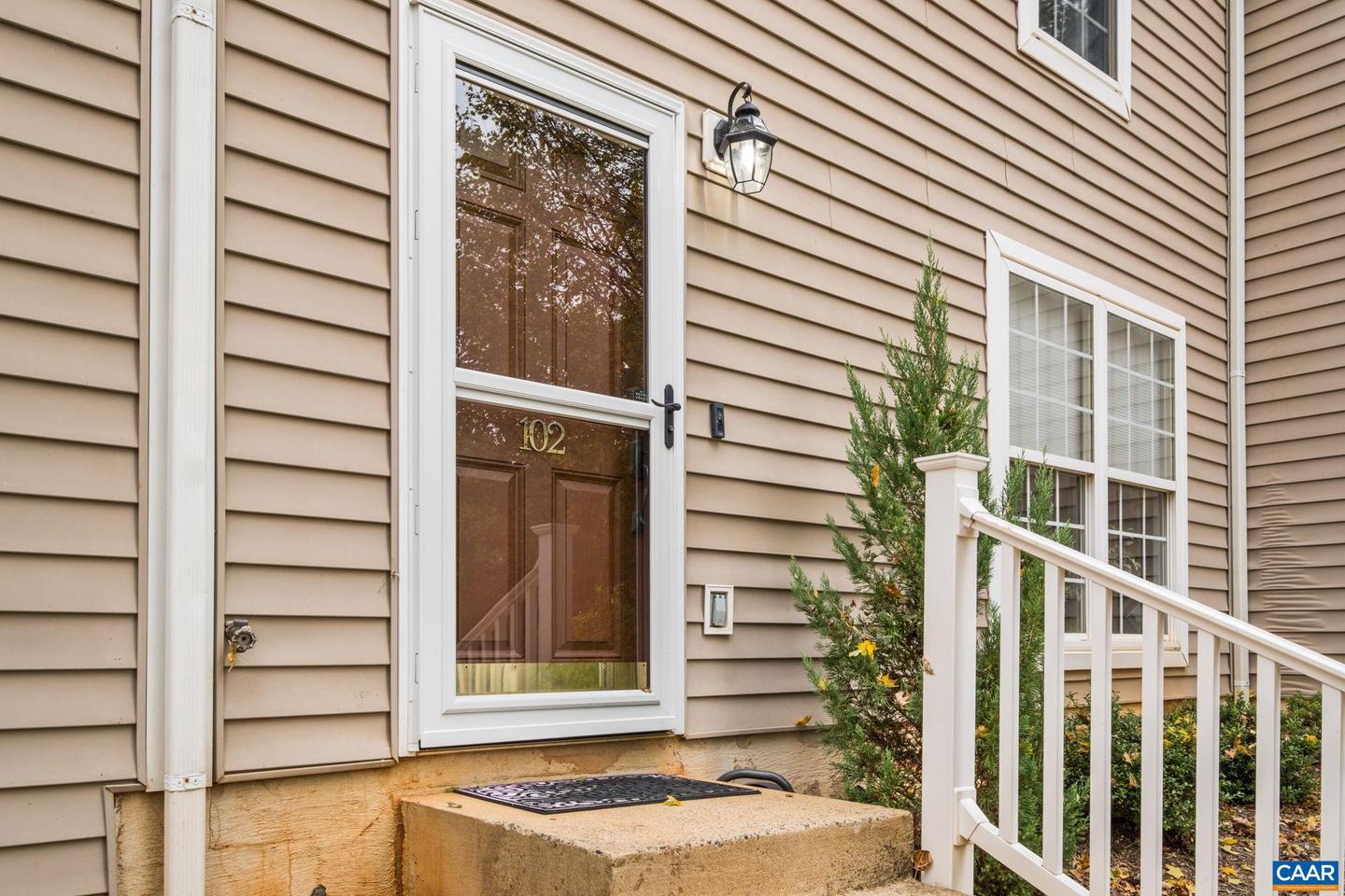 102 HARTFORD CT, CHARLOTTESVILLE, Virginia 22902, 3 Bedrooms Bedrooms, ,1 BathroomBathrooms,Residential,For sale,102 HARTFORD CT,670599 MLS # 670599 102 HARTFORD CT, CHARLOTTESVILLE, Virginia 22902, 3 Bedrooms Bedrooms, ,1 BathroomBathrooms,Residential,For sale,102 HARTFORD CT,670599 MLS # 670599