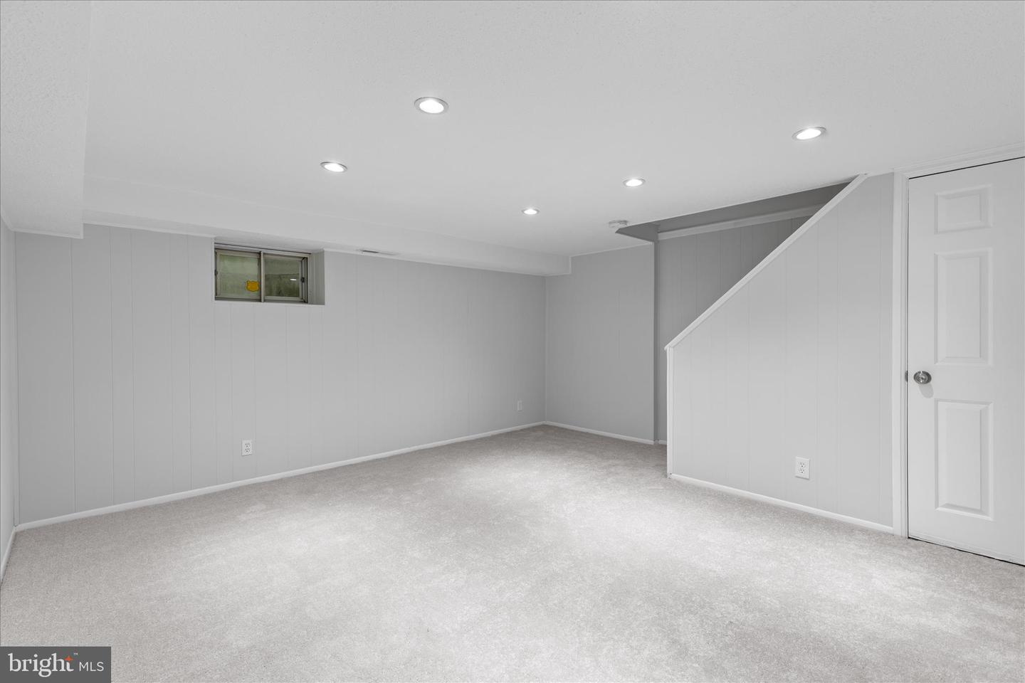 2990 S COLUMBUS ST, ARLINGTON, Virginia 22206, 2 Bedrooms Bedrooms, ,2 BathroomsBathrooms,Residential,For sale,2990 S COLUMBUS ST,VAAX2051356 MLS # VAAX2051356