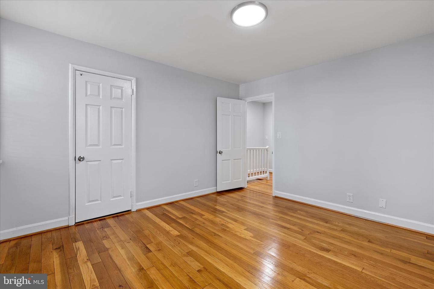 2990 S COLUMBUS ST, ARLINGTON, Virginia 22206, 2 Bedrooms Bedrooms, ,2 BathroomsBathrooms,Residential,For sale,2990 S COLUMBUS ST,VAAX2051356 MLS # VAAX2051356