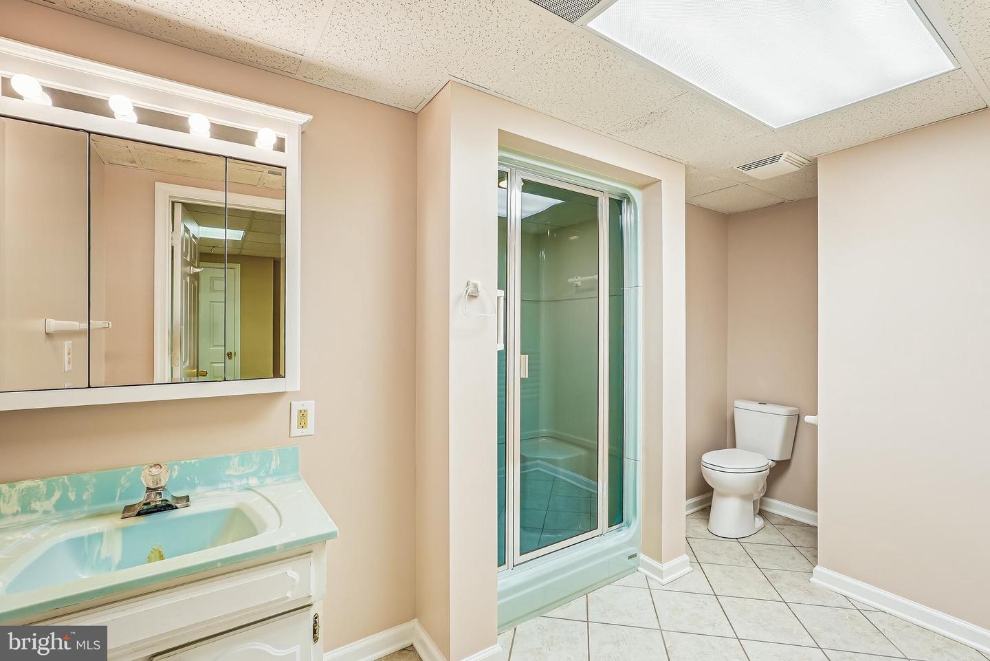 18 HALL RD, FRONT ROYAL, Virginia 22630, 2 Bedrooms Bedrooms, ,3 BathroomsBathrooms,Residential,For sale,18 HALL RD,VAWR2012686 MLS # VAWR2012686