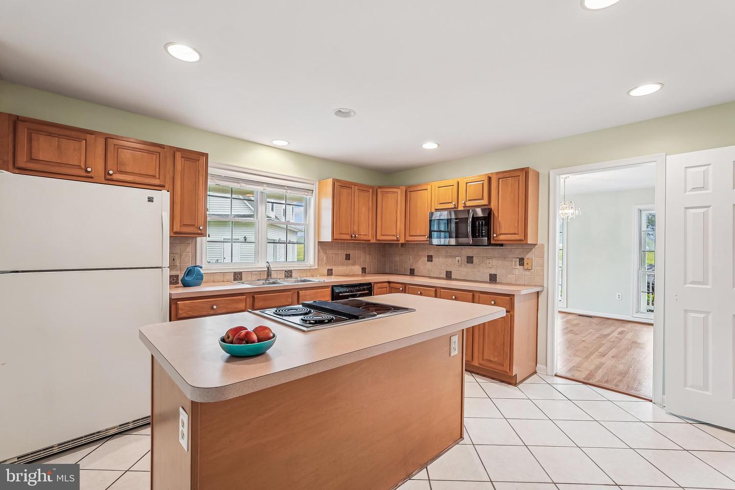 18 HALL RD, FRONT ROYAL, Virginia 22630, 2 Bedrooms Bedrooms, ,3 BathroomsBathrooms,Residential,For sale,18 HALL RD,VAWR2012686 MLS # VAWR2012686