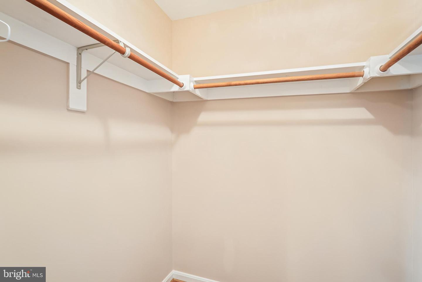 18 HALL RD, FRONT ROYAL, Virginia 22630, 2 Bedrooms Bedrooms, ,3 BathroomsBathrooms,Residential,For sale,18 HALL RD,VAWR2012686 MLS # VAWR2012686