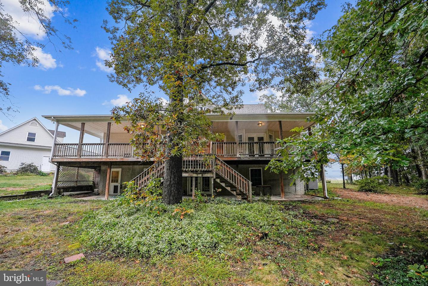 18 HALL RD, FRONT ROYAL, Virginia 22630, 2 Bedrooms Bedrooms, ,3 BathroomsBathrooms,Residential,For sale,18 HALL RD,VAWR2012686 MLS # VAWR2012686