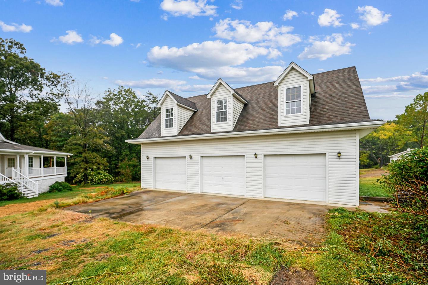 18 HALL RD, FRONT ROYAL, Virginia 22630, 2 Bedrooms Bedrooms, ,3 BathroomsBathrooms,Residential,For sale,18 HALL RD,VAWR2012686 MLS # VAWR2012686