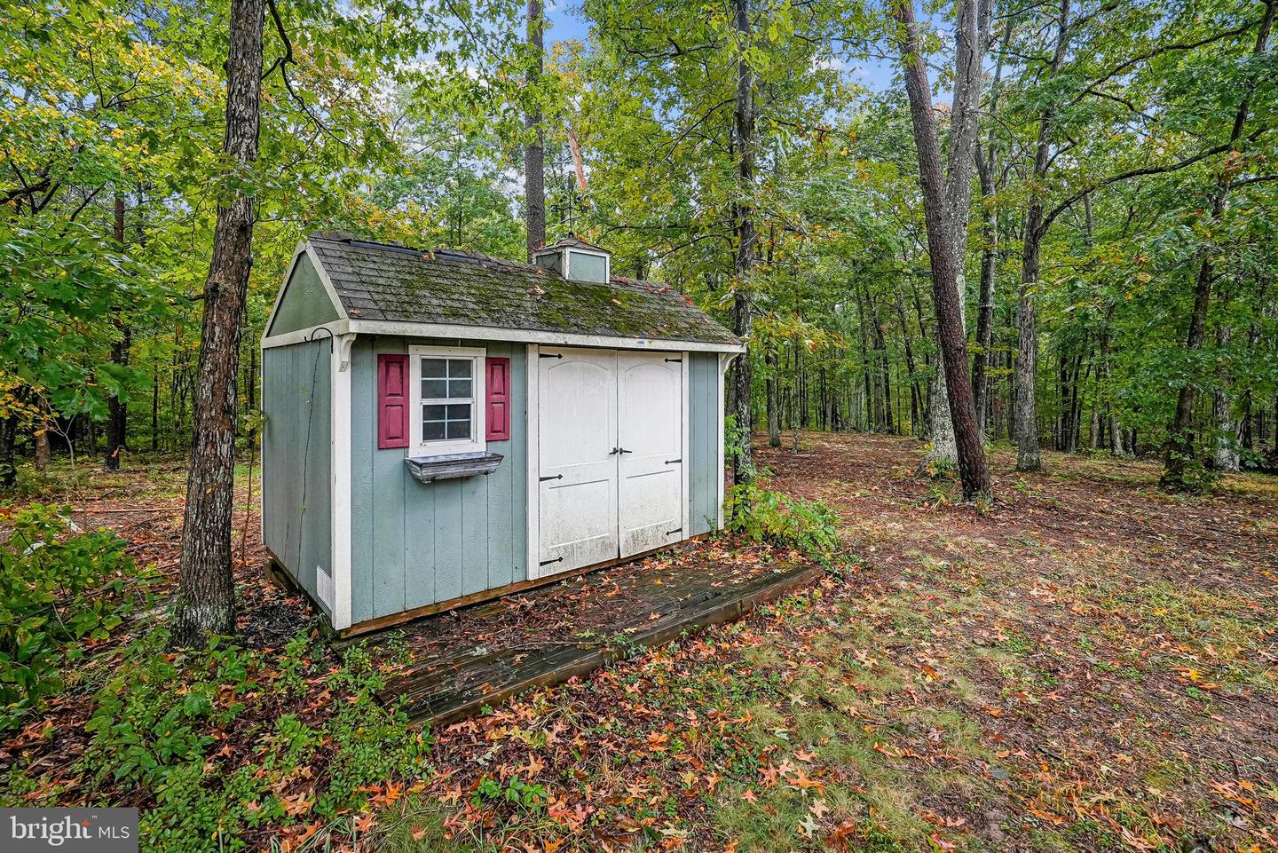 18 HALL RD, FRONT ROYAL, Virginia 22630, 2 Bedrooms Bedrooms, ,3 BathroomsBathrooms,Residential,For sale,18 HALL RD,VAWR2012686 MLS # VAWR2012686