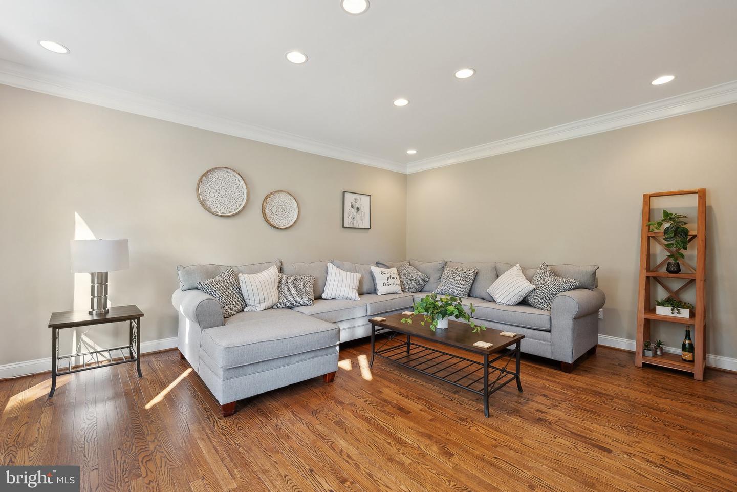 1284 COBBLE POND WAY, VIENNA, Virginia 22182, 5 Bedrooms Bedrooms, ,6 BathroomsBathrooms,Residential,For sale,1284 COBBLE POND WAY,VAFX2277194 MLS # VAFX2277194 1284 COBBLE POND WAY, VIENNA, Virginia 22182, 5 Bedrooms Bedrooms, ,6 BathroomsBathrooms,Residential,For sale,1284 COBBLE POND WAY,VAFX2277194 MLS # VAFX2277194