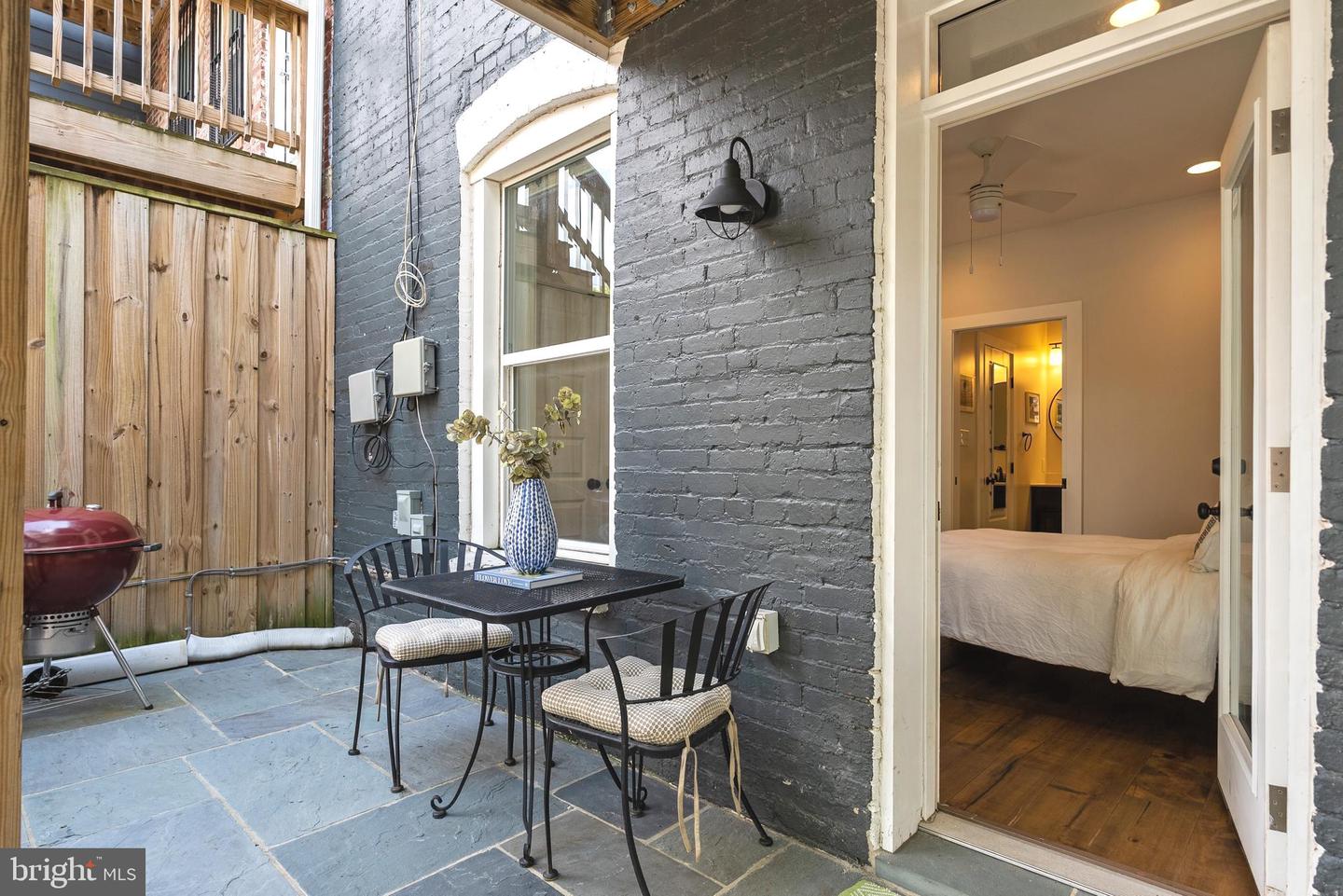 781 COLUMBIA RD NW #1, WASHINGTON, District Of Columbia 20001, 2 Bedrooms Bedrooms, ,2 BathroomsBathrooms,Residential,For sale,781 COLUMBIA RD NW #1,DCDC2229898 MLS # DCDC2229898