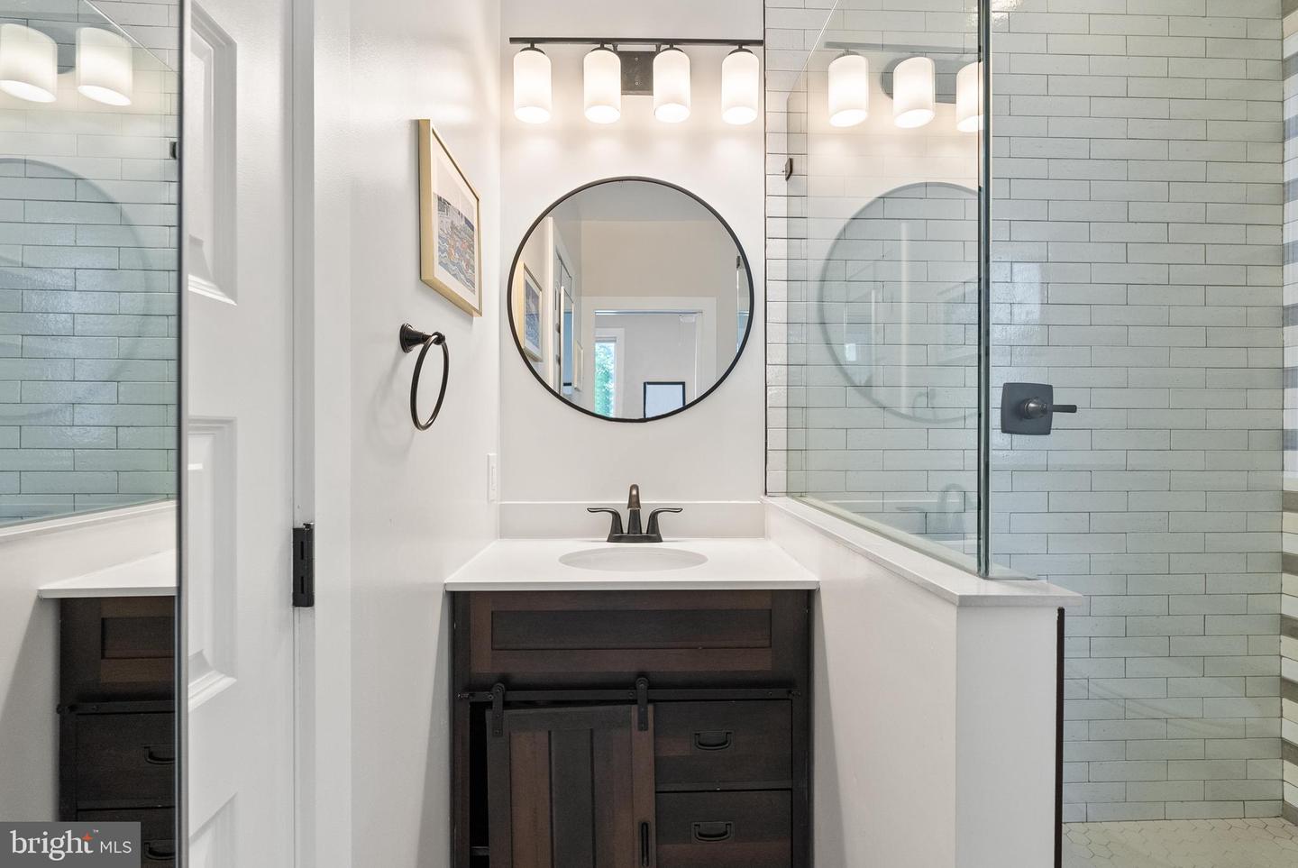 781 COLUMBIA RD NW #1, WASHINGTON, District Of Columbia 20001, 2 Bedrooms Bedrooms, ,2 BathroomsBathrooms,Residential,For sale,781 COLUMBIA RD NW #1,DCDC2229898 MLS # DCDC2229898