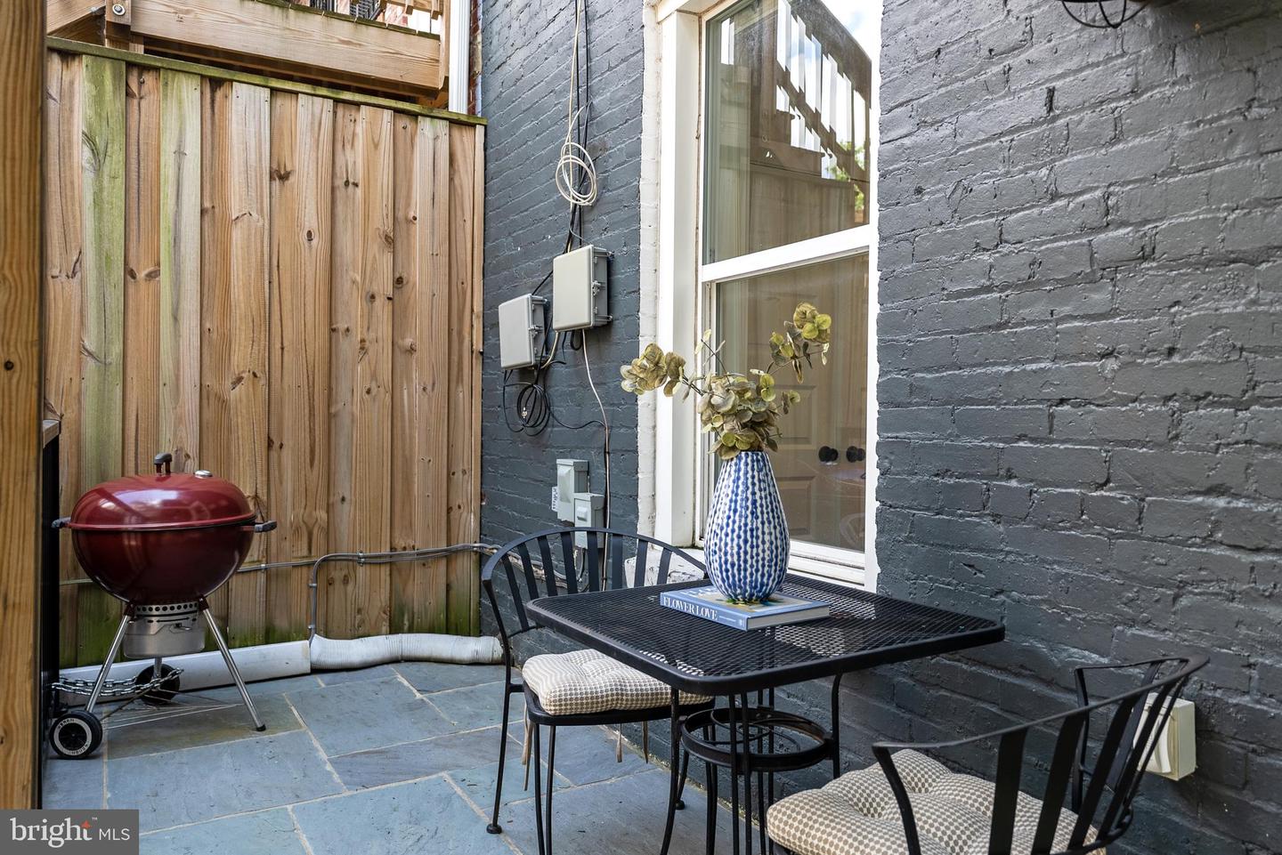 781 COLUMBIA RD NW #1, WASHINGTON, District Of Columbia 20001, 2 Bedrooms Bedrooms, ,2 BathroomsBathrooms,Residential,For sale,781 COLUMBIA RD NW #1,DCDC2229898 MLS # DCDC2229898