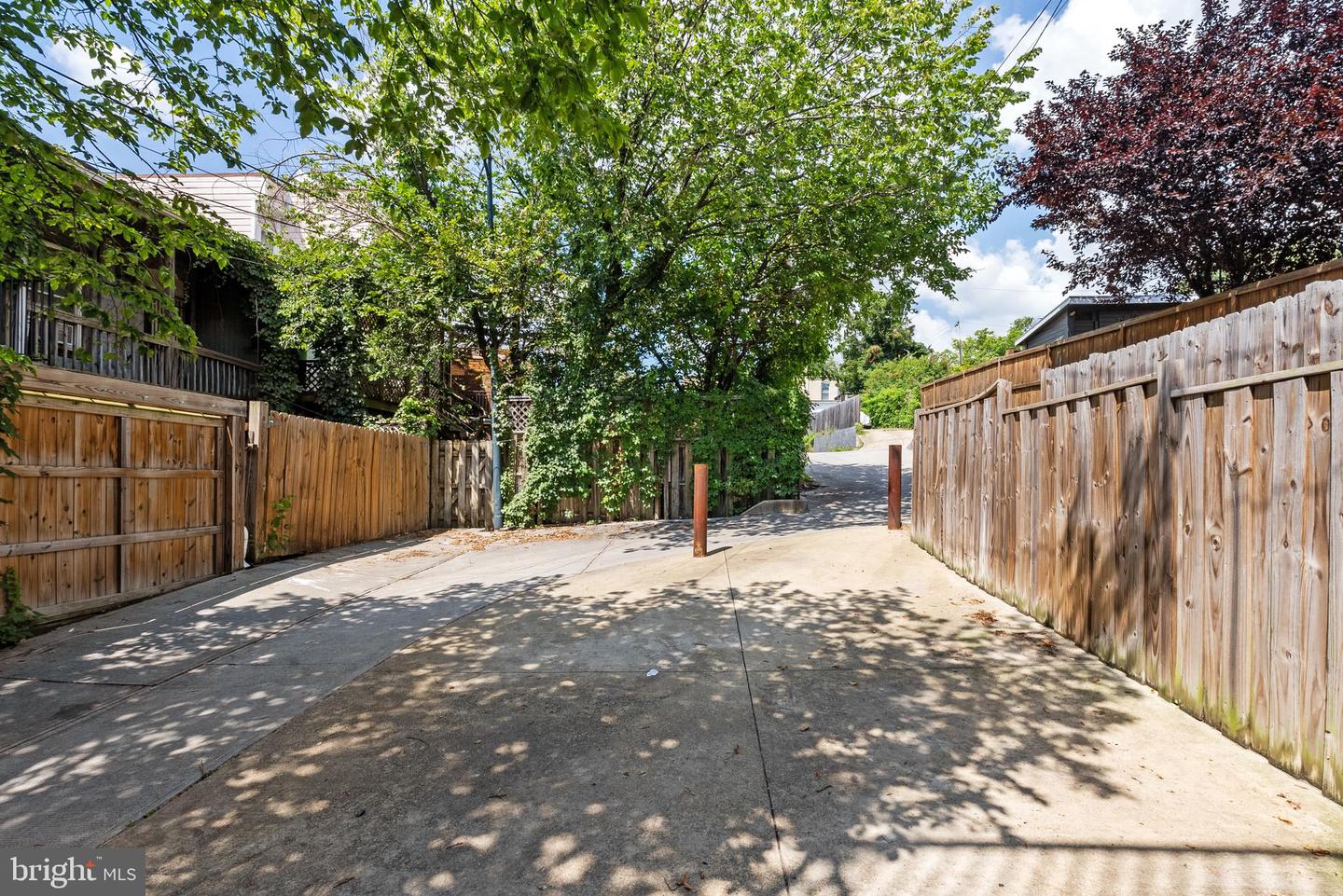 781 COLUMBIA RD NW #1, WASHINGTON, District Of Columbia 20001, 2 Bedrooms Bedrooms, ,2 BathroomsBathrooms,Residential,For sale,781 COLUMBIA RD NW #1,DCDC2229898 MLS # DCDC2229898