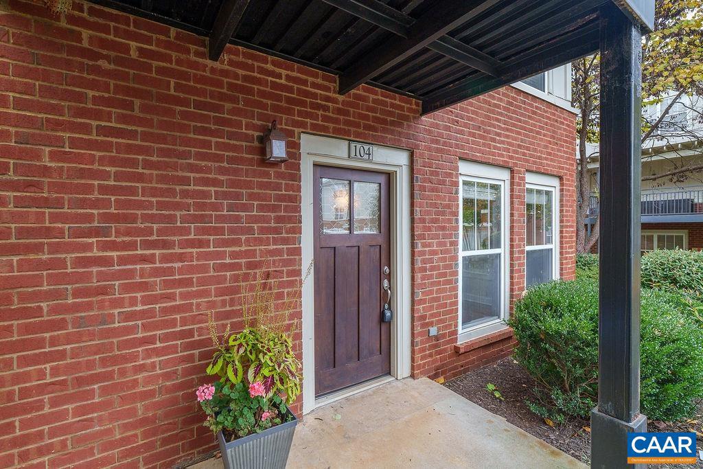 1840 CANDLEWOOD CT #104, CHARLOTTESVILLE, Virginia 22903, 2 Bedrooms Bedrooms, ,2 BathroomsBathrooms,Residential,For sale,1840 CANDLEWOOD CT #104,670608 MLS # 670608 1840 CANDLEWOOD CT #104, CHARLOTTESVILLE, Virginia 22903, 2 Bedrooms Bedrooms, ,2 BathroomsBathrooms,Residential,For sale,1840 CANDLEWOOD CT #104,670608 MLS # 670608
