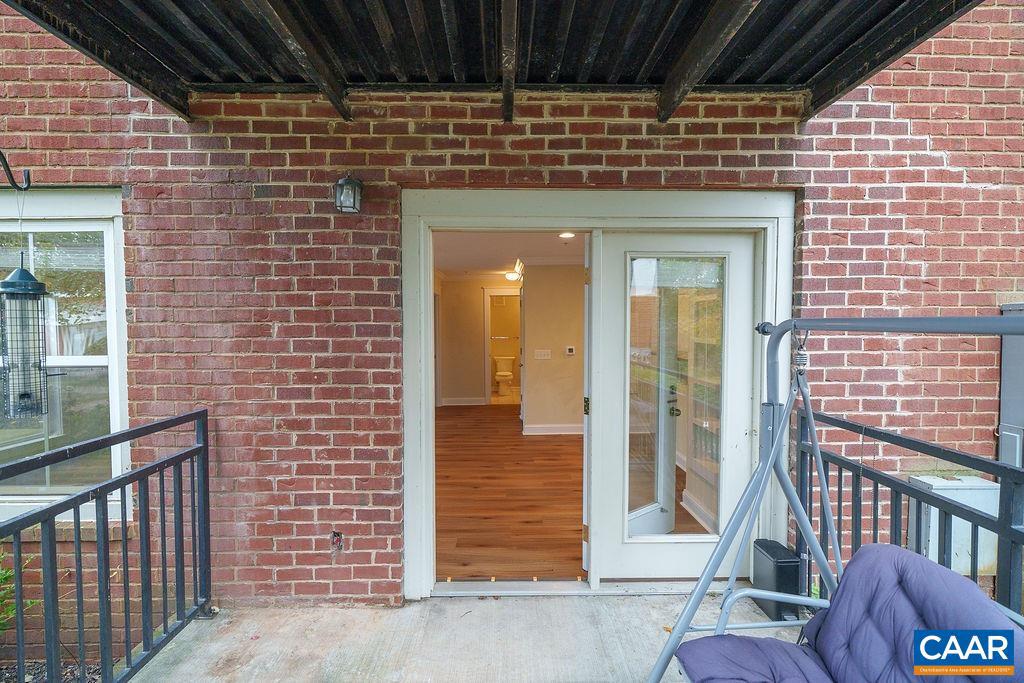 1840 CANDLEWOOD CT #104, CHARLOTTESVILLE, Virginia 22903, 2 Bedrooms Bedrooms, ,2 BathroomsBathrooms,Residential,For sale,1840 CANDLEWOOD CT #104,670608 MLS # 670608 1840 CANDLEWOOD CT #104, CHARLOTTESVILLE, Virginia 22903, 2 Bedrooms Bedrooms, ,2 BathroomsBathrooms,Residential,For sale,1840 CANDLEWOOD CT #104,670608 MLS # 670608