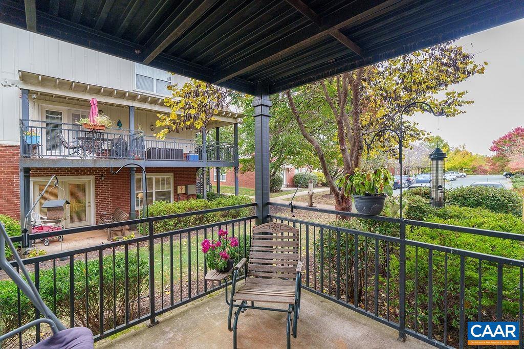 1840 CANDLEWOOD CT #104, CHARLOTTESVILLE, Virginia 22903, 2 Bedrooms Bedrooms, ,2 BathroomsBathrooms,Residential,For sale,1840 CANDLEWOOD CT #104,670608 MLS # 670608 1840 CANDLEWOOD CT #104, CHARLOTTESVILLE, Virginia 22903, 2 Bedrooms Bedrooms, ,2 BathroomsBathrooms,Residential,For sale,1840 CANDLEWOOD CT #104,670608 MLS # 670608