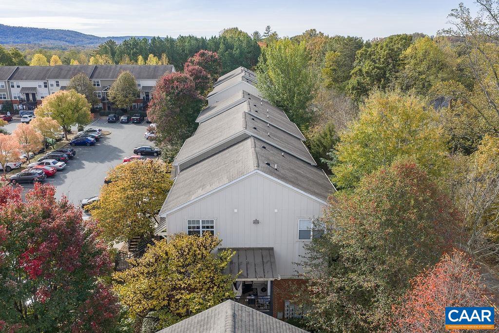 1840 CANDLEWOOD CT #104, CHARLOTTESVILLE, Virginia 22903, 2 Bedrooms Bedrooms, ,2 BathroomsBathrooms,Residential,For sale,1840 CANDLEWOOD CT #104,670608 MLS # 670608 1840 CANDLEWOOD CT #104, CHARLOTTESVILLE, Virginia 22903, 2 Bedrooms Bedrooms, ,2 BathroomsBathrooms,Residential,For sale,1840 CANDLEWOOD CT #104,670608 MLS # 670608