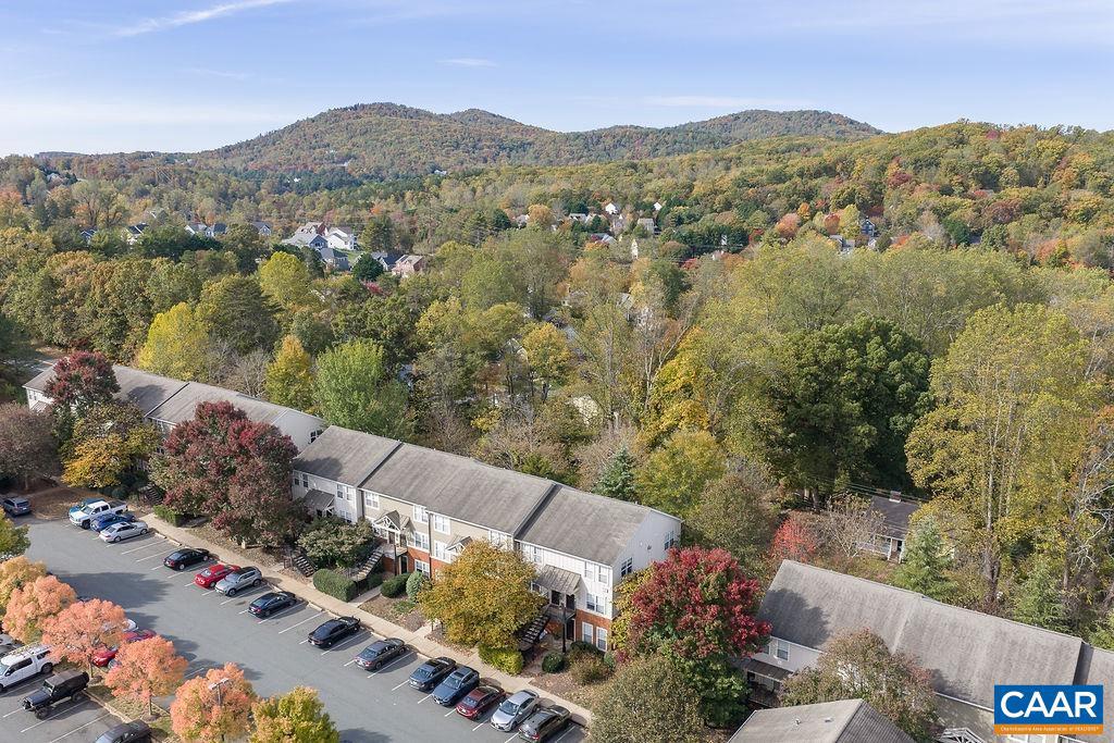 1840 CANDLEWOOD CT #104, CHARLOTTESVILLE, Virginia 22903, 2 Bedrooms Bedrooms, ,2 BathroomsBathrooms,Residential,For sale,1840 CANDLEWOOD CT #104,670608 MLS # 670608 1840 CANDLEWOOD CT #104, CHARLOTTESVILLE, Virginia 22903, 2 Bedrooms Bedrooms, ,2 BathroomsBathrooms,Residential,For sale,1840 CANDLEWOOD CT #104,670608 MLS # 670608