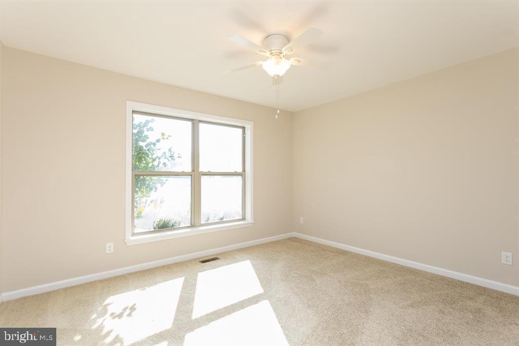 17333 TIMBERVIEW WAY, TIMBERVILLE, Virginia 22853, 3 Bedrooms Bedrooms, ,2 BathroomsBathrooms,Residential,For sale,17333 TIMBERVIEW WAY,VARO2002686 MLS # VARO2002686 17333 TIMBERVIEW WAY, TIMBERVILLE, Virginia 22853, 3 Bedrooms Bedrooms, ,2 BathroomsBathrooms,Residential,For sale,17333 TIMBERVIEW WAY,VARO2002686 MLS # VARO2002686