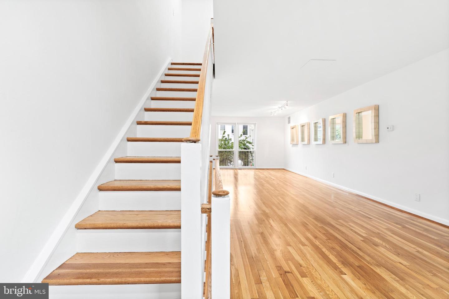 73 G ST SW #103, WASHINGTON, District Of Columbia 20024, 2 Bedrooms Bedrooms, ,2 BathroomsBathrooms,Residential,For sale,73 G ST SW #103,DCDC2229912 MLS # DCDC2229912