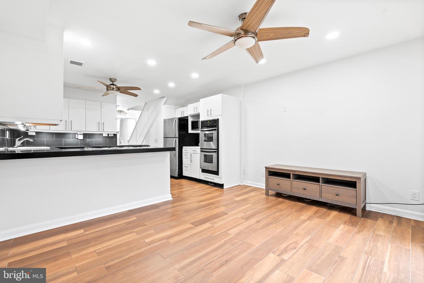 73 G ST SW #103, WASHINGTON, District Of Columbia 20024, 2 Bedrooms Bedrooms, ,2 BathroomsBathrooms,Residential,For sale,73 G ST SW #103,DCDC2229912 MLS # DCDC2229912