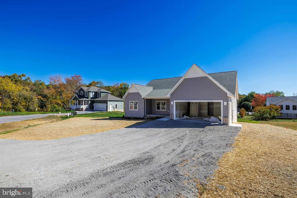 1960 SAW MILL CT E, MCGAHEYSVILLE, Virginia 22840, 3 Bedrooms Bedrooms, ,2 BathroomsBathrooms,Residential,For sale,1960 SAW MILL CT E,VARO2002688 MLS # VARO2002688 1960 SAW MILL CT E, MCGAHEYSVILLE, Virginia 22840, 3 Bedrooms Bedrooms, ,2 BathroomsBathrooms,Residential,For sale,1960 SAW MILL CT E,VARO2002688 MLS # VARO2002688