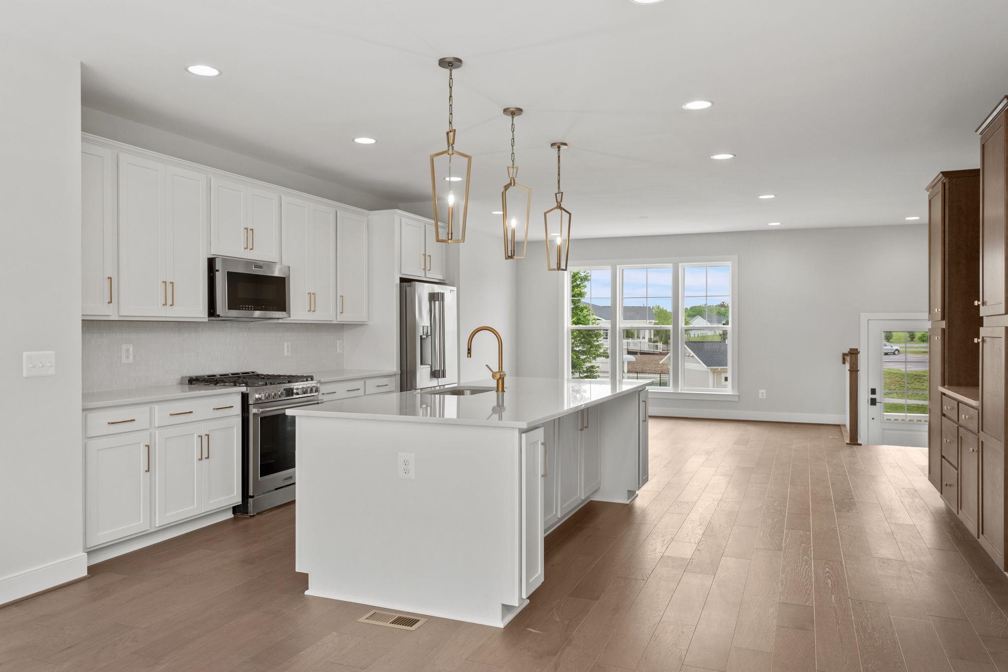 3251 PRESTON SHORE DR, ROCKINGHAM, Virginia 22801, 3 Bedrooms Bedrooms, ,3 BathroomsBathrooms,Residential,3251 PRESTON SHORE DR,670625 MLS # 670625