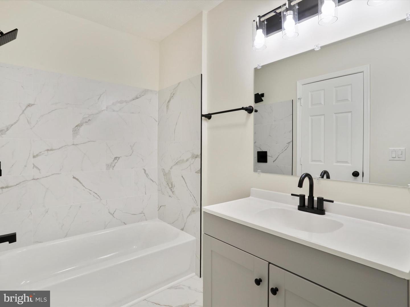 143 ZINN WAY, LINDEN, Virginia 22642, 3 Bedrooms Bedrooms, ,2 BathroomsBathrooms,Residential,For sale,143 ZINN WAY,VAWR2011170 MLS # VAWR2011170