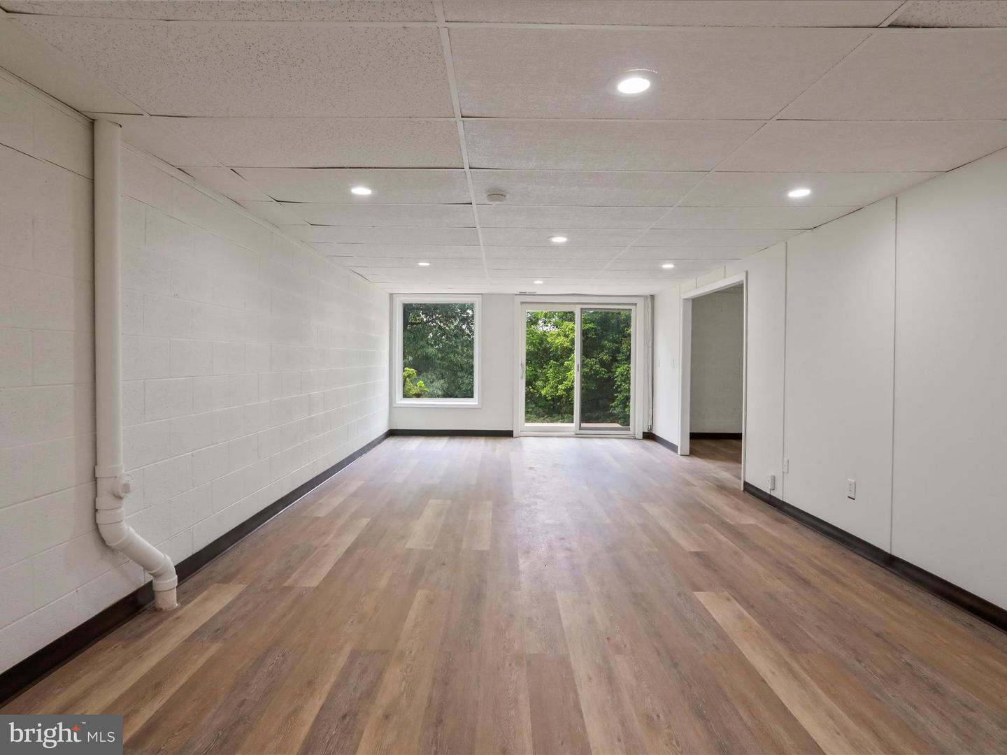 143 ZINN WAY, LINDEN, Virginia 22642, 3 Bedrooms Bedrooms, ,2 BathroomsBathrooms,Residential,For sale,143 ZINN WAY,VAWR2011170 MLS # VAWR2011170