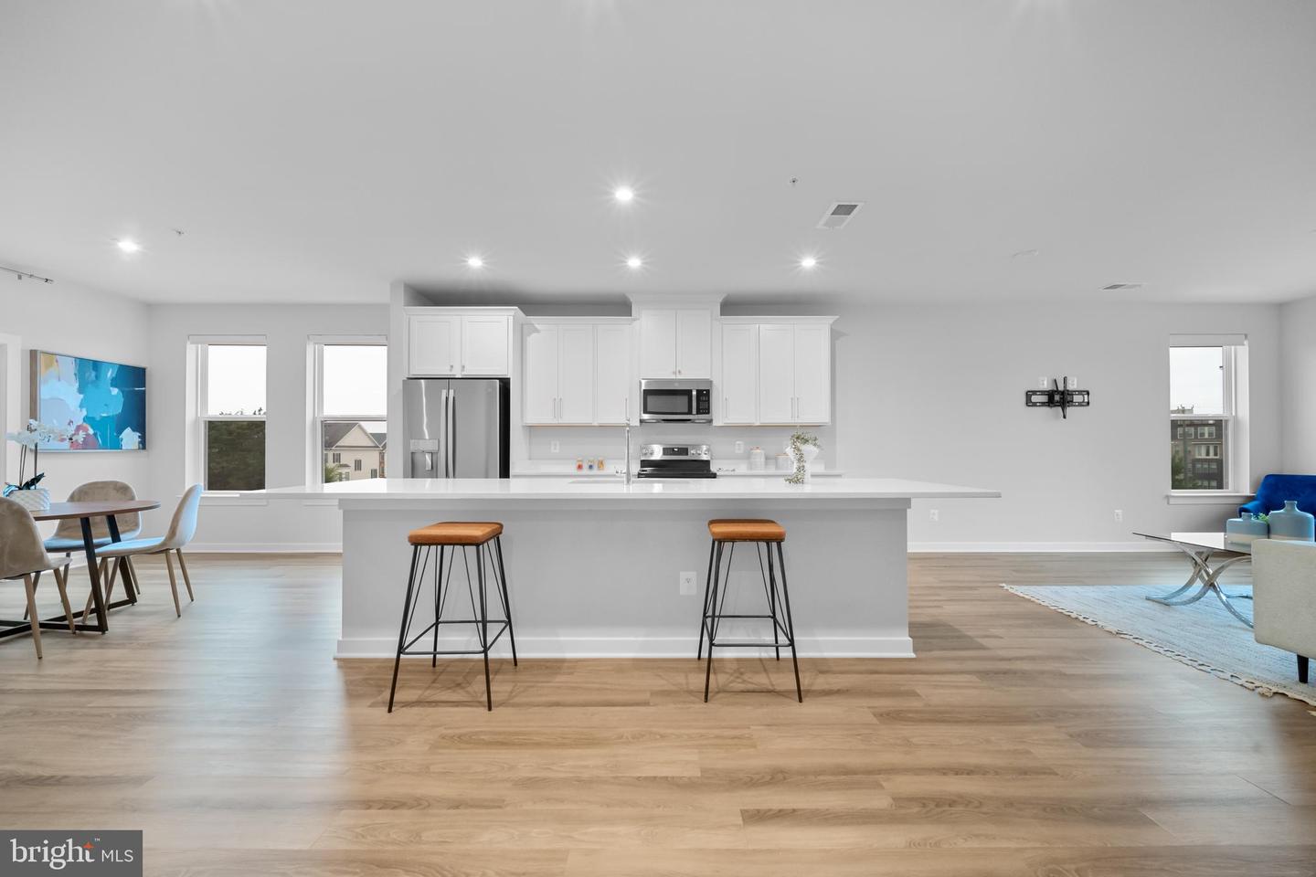 43730 TRANSIT SQ, ASHBURN, Virginia 20147, 3 Bedrooms Bedrooms, ,2 BathroomsBathrooms,Residential,For sale,43730 TRANSIT SQ,VALO2100654 MLS # VALO2100654