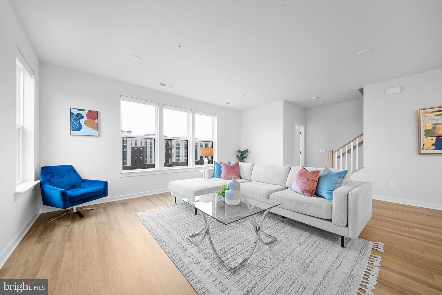 43730 TRANSIT SQ, ASHBURN, Virginia 20147, 3 Bedrooms Bedrooms, ,2 BathroomsBathrooms,Residential,For sale,43730 TRANSIT SQ,VALO2100654 MLS # VALO2100654