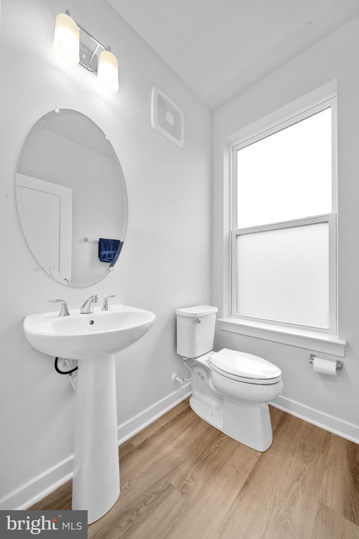 43730 TRANSIT SQ, ASHBURN, Virginia 20147, 3 Bedrooms Bedrooms, ,2 BathroomsBathrooms,Residential,For sale,43730 TRANSIT SQ,VALO2100654 MLS # VALO2100654